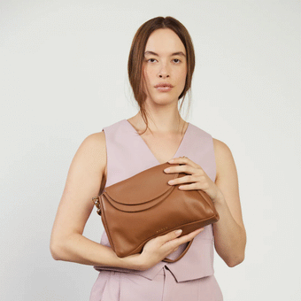 Saben Beckett Shoulder Bag - Tan Luxe