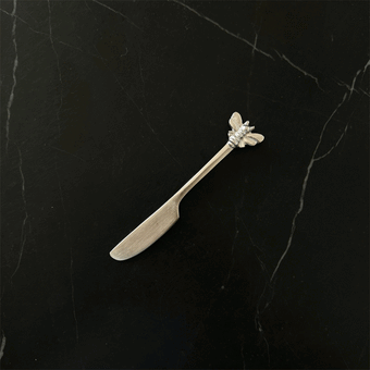 Nel Lusso Bee Butter/Pate Knife- Silver