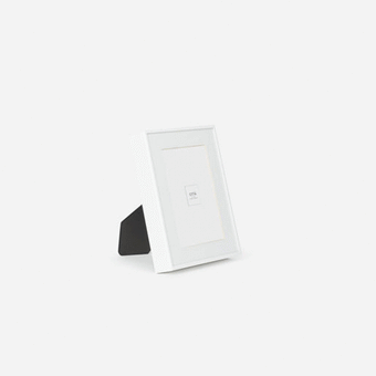 Citta Metal Photo Frame - White (Photo 4x6in) 15x3.5x20cmh