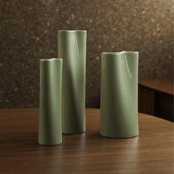 Citta Pinch Vase - Pohutukawa Bud