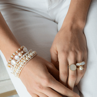 Palas Emporio Prosperity Pearl Spinning Ring