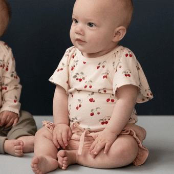 Nature Baby Faye Bodysuit - Strawberry Blush Print